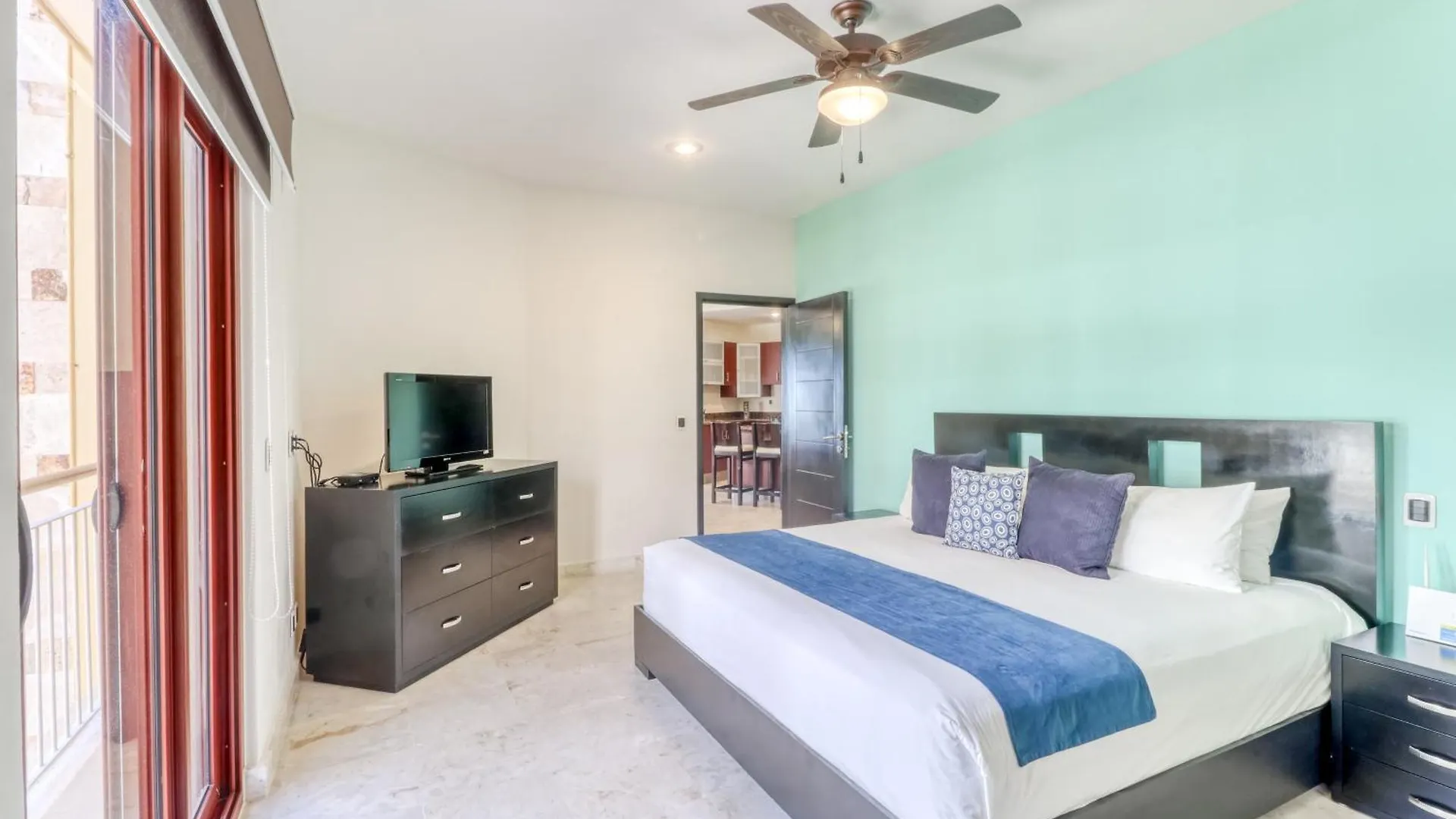 Residences El Faro, Surf 207 Playa del Carmen Apartment