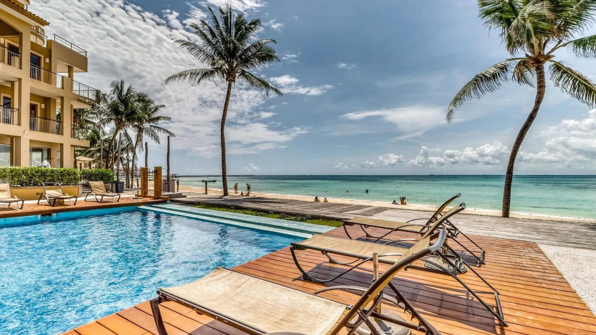 Residences El Faro, Surf 207 Playa del Carmen Mexico