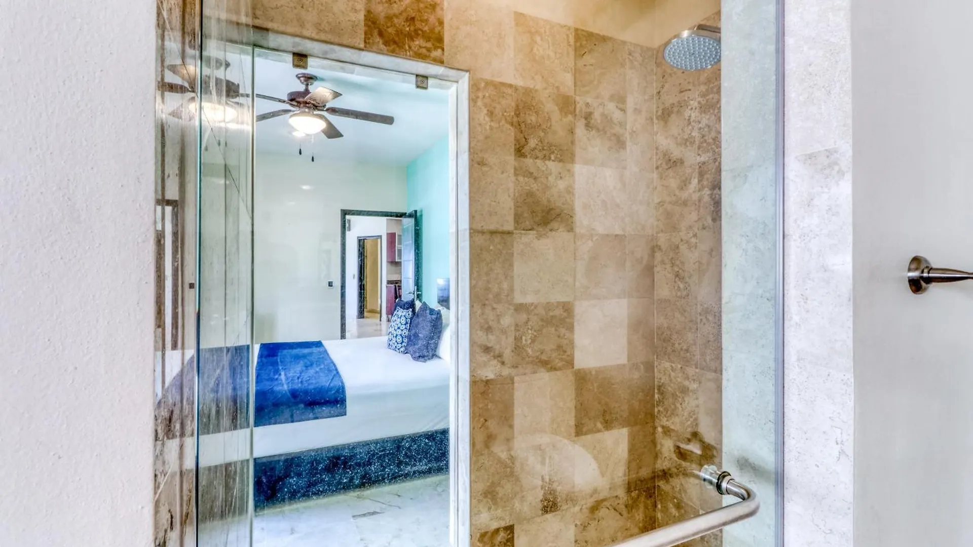 Apartment Residences El Faro, Surf 207 Playa del Carmen Mexico